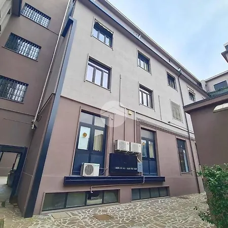 Lägenhet Regina Trilocale X6 Persone Max